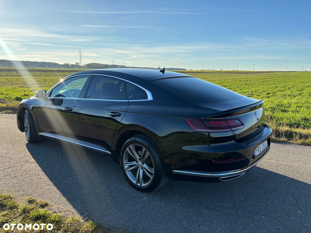 Volkswagen Arteon 2.0 TDI SCR R-Line DSG - 9