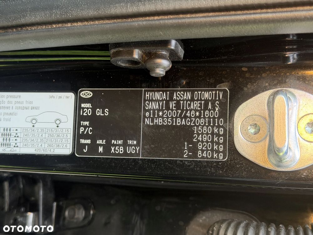 Hyundai i20 1.2 YES Gold - 27