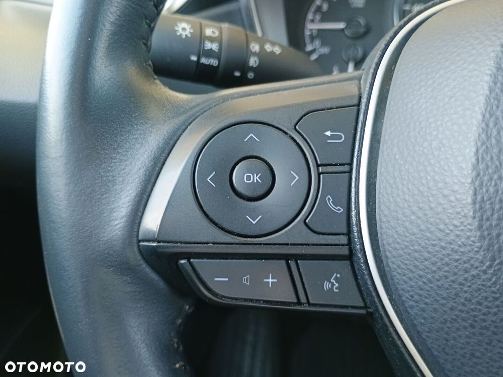 Toyota Corolla 1.8 Hybrid Comfort - 18