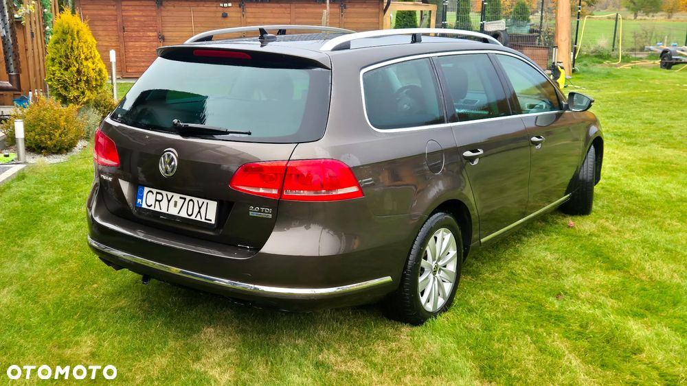 Volkswagen Passat - 9