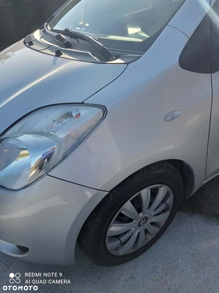 Toyota Yaris - 9