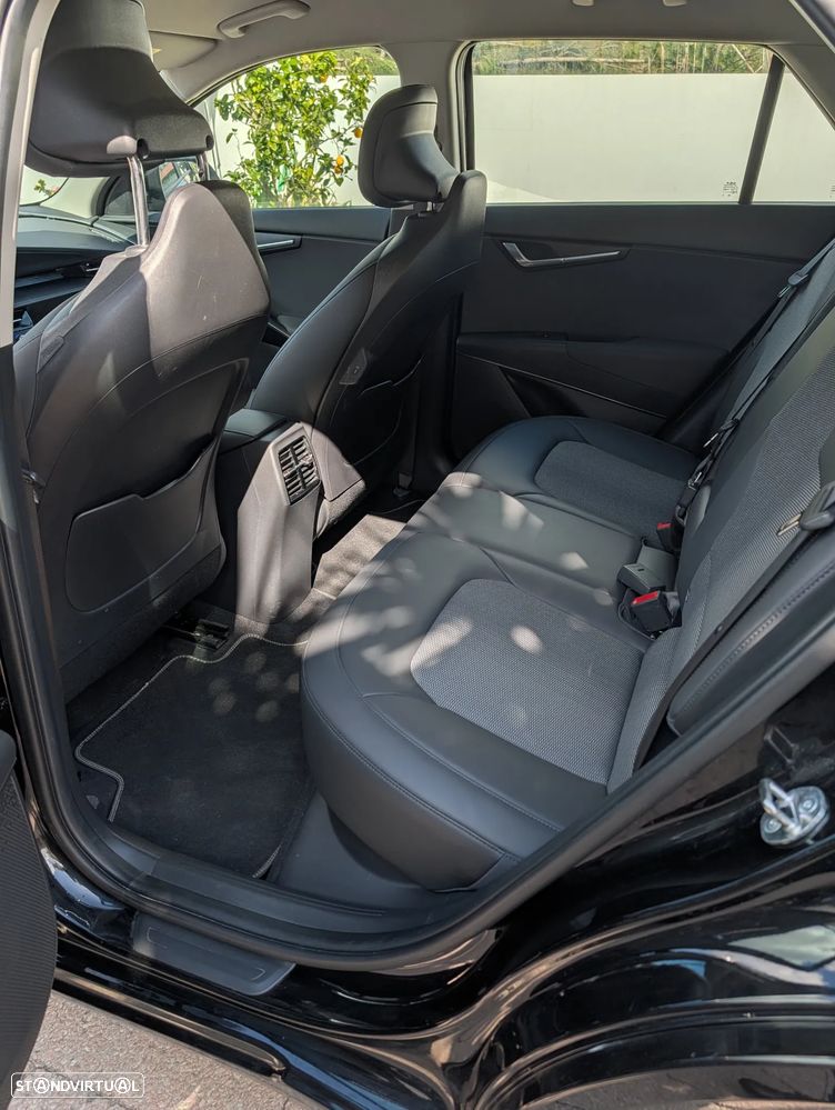 Kia Niro EV 64kWh Drive - 15