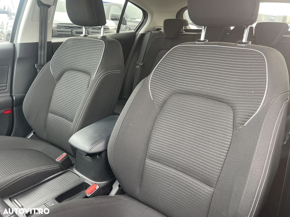 Ford Focus 1.0 EcoBoost Titanium Business - 26