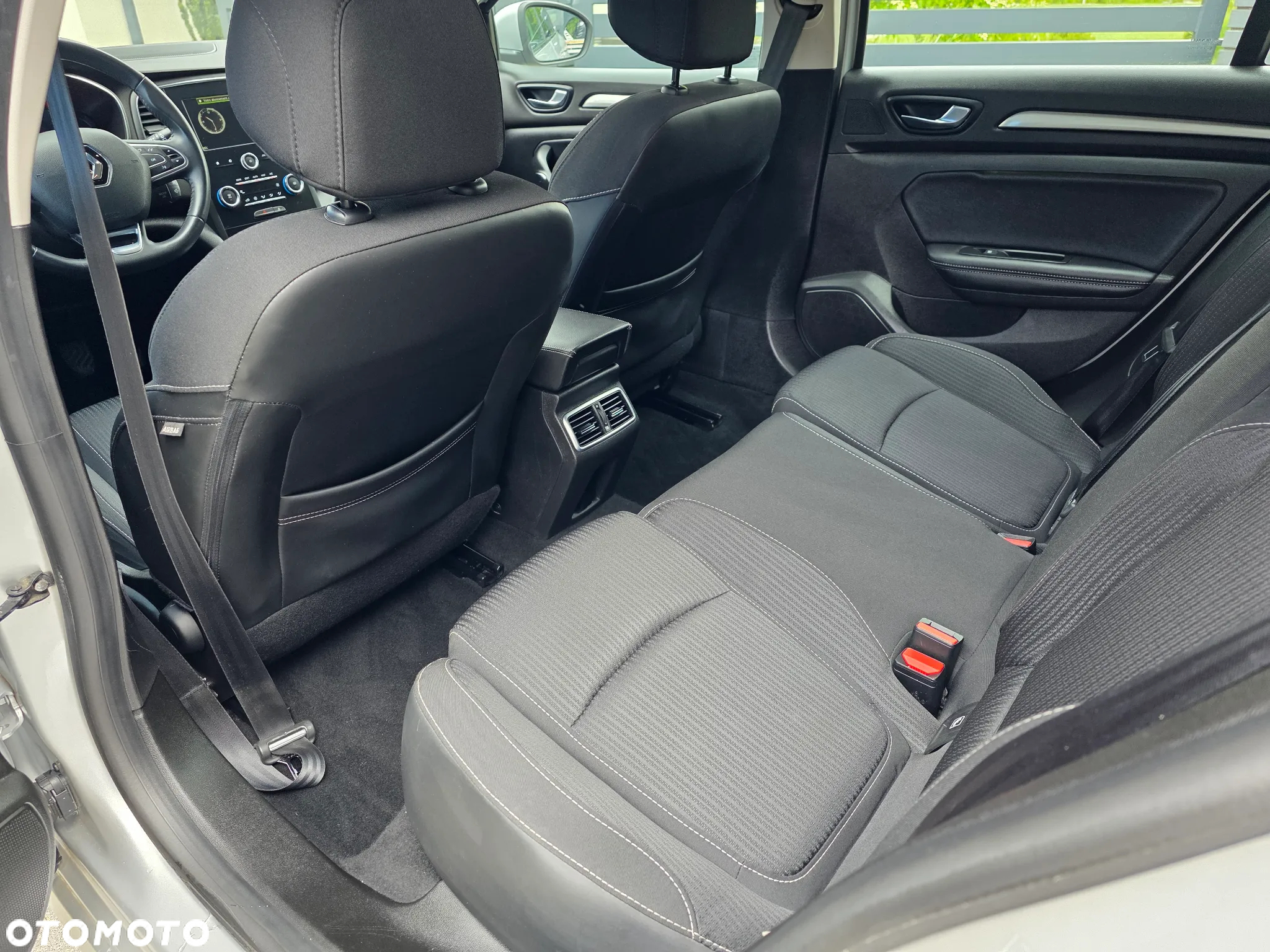 Renault Megane 1.3 TCe FAP Intens - 10