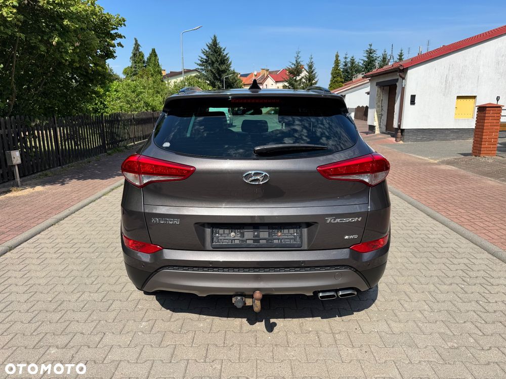 Hyundai Tucson 2.0 CRDI 4WD Automatik Premium - 3