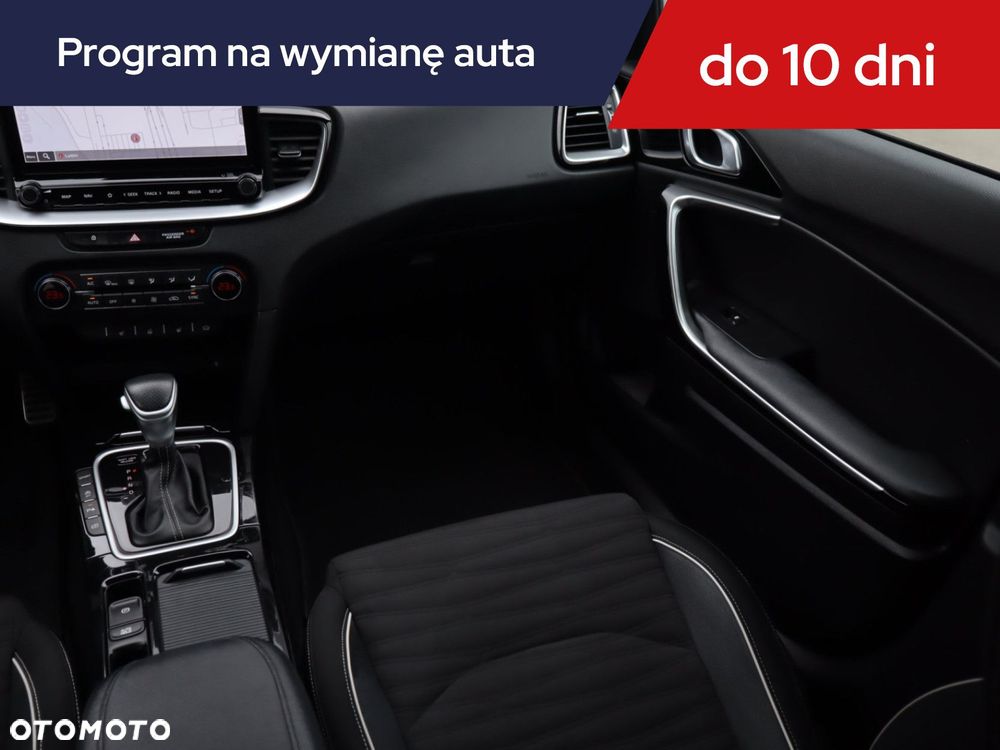 Kia ProCeed - 10