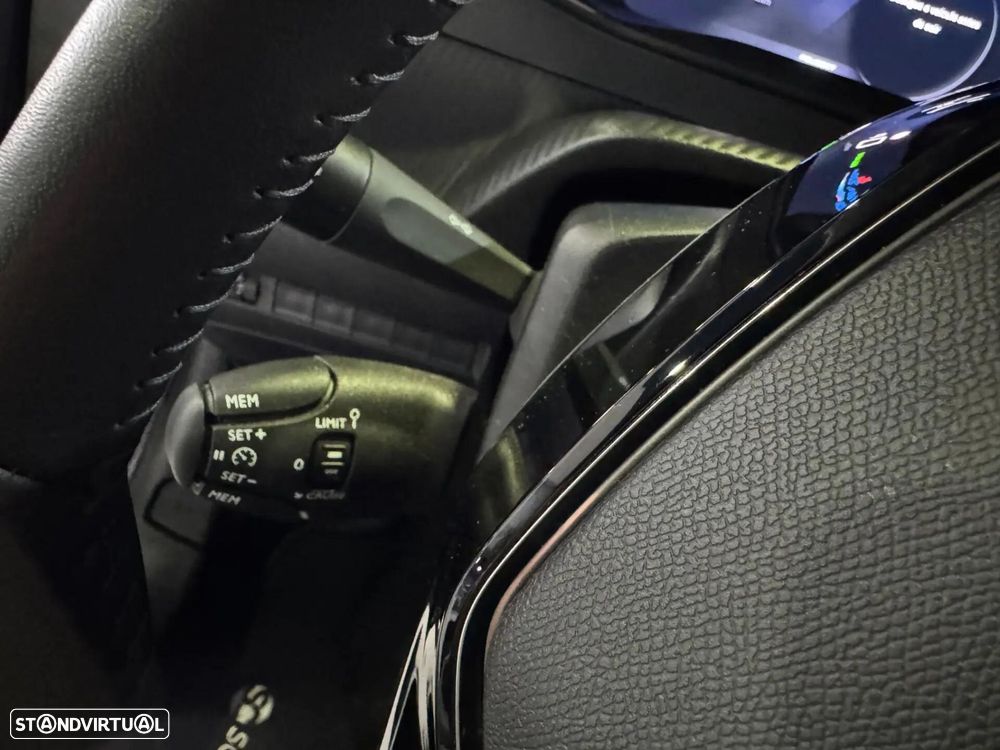 Peugeot e-208 50 kWh Allure - 17