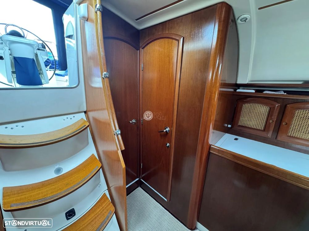 Beneteau Oceanis 381 Clipper - 16