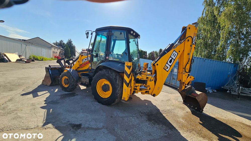 JCB 3 CX CONTRACTOR - 3