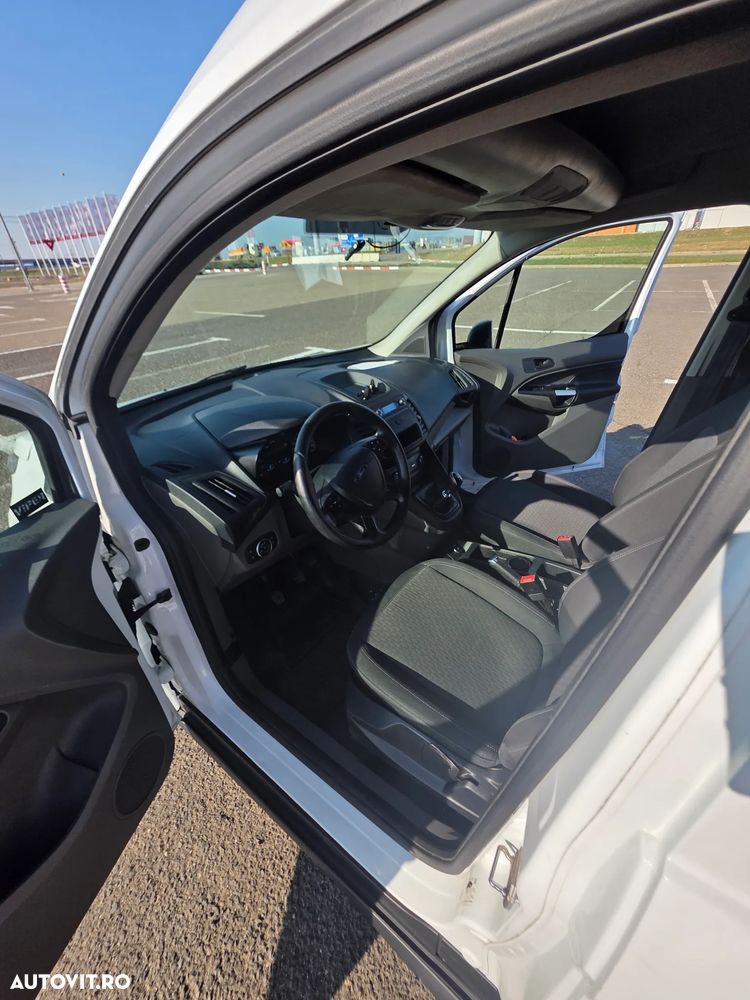 Ford Transit connect - 11