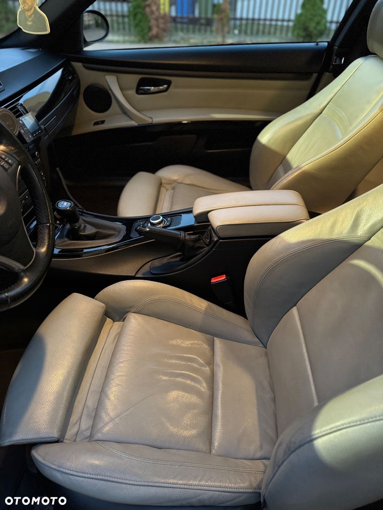 BMW Seria 3 320d - 9