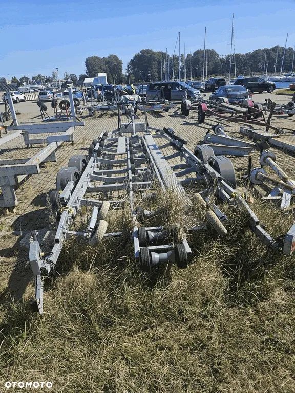 Lorries PP35 8825 - 4