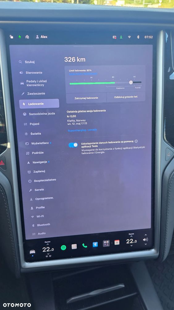 Tesla Model S - 27