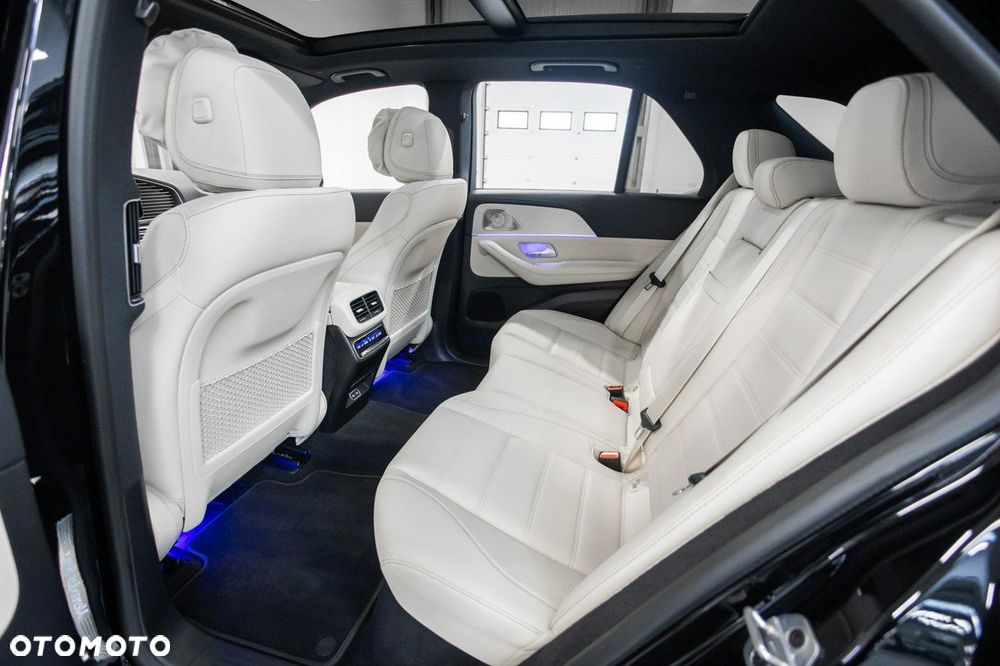 Mercedes-Benz GLE - 21