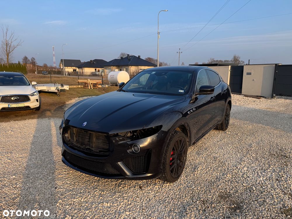 Maserati Levante GTS Q4 - 1