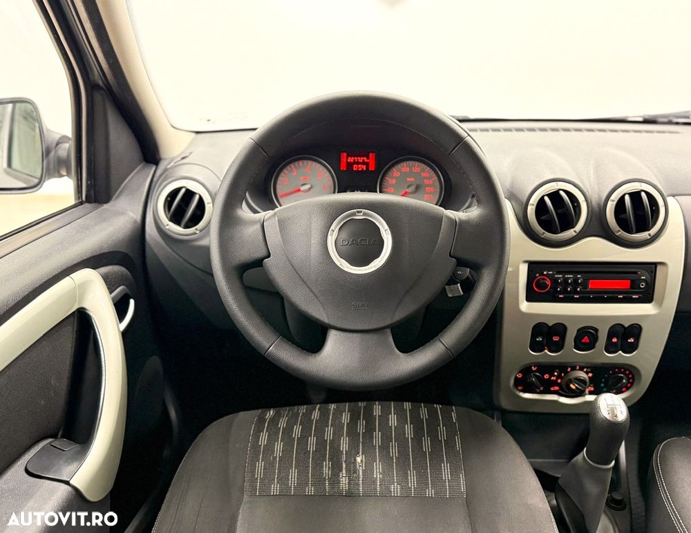 Dacia Logan MCV K90 1.6 16v Laureate - 8