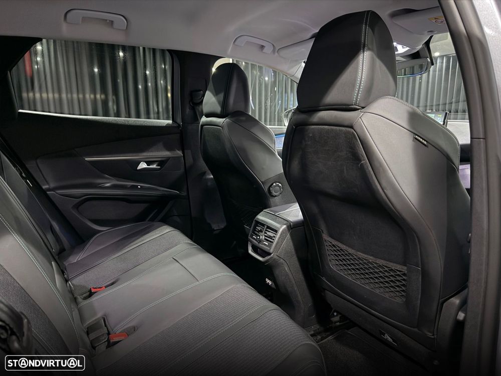 Peugeot 3008 1.6 Hybrid Allure e-EAT8 - 42
