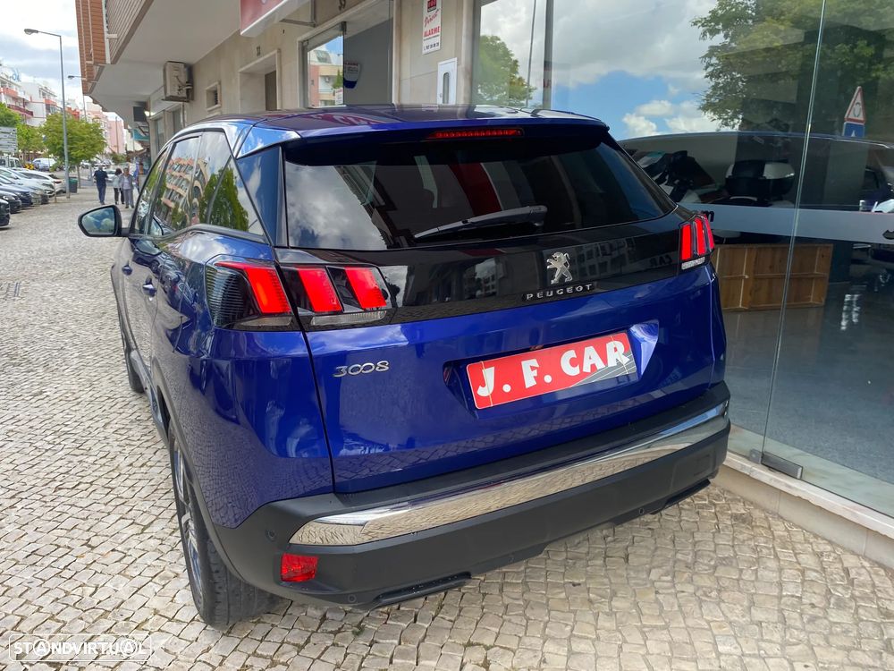 Peugeot 3008 PureTech 130 Stop & Start GPF EAT8 Allure - 8
