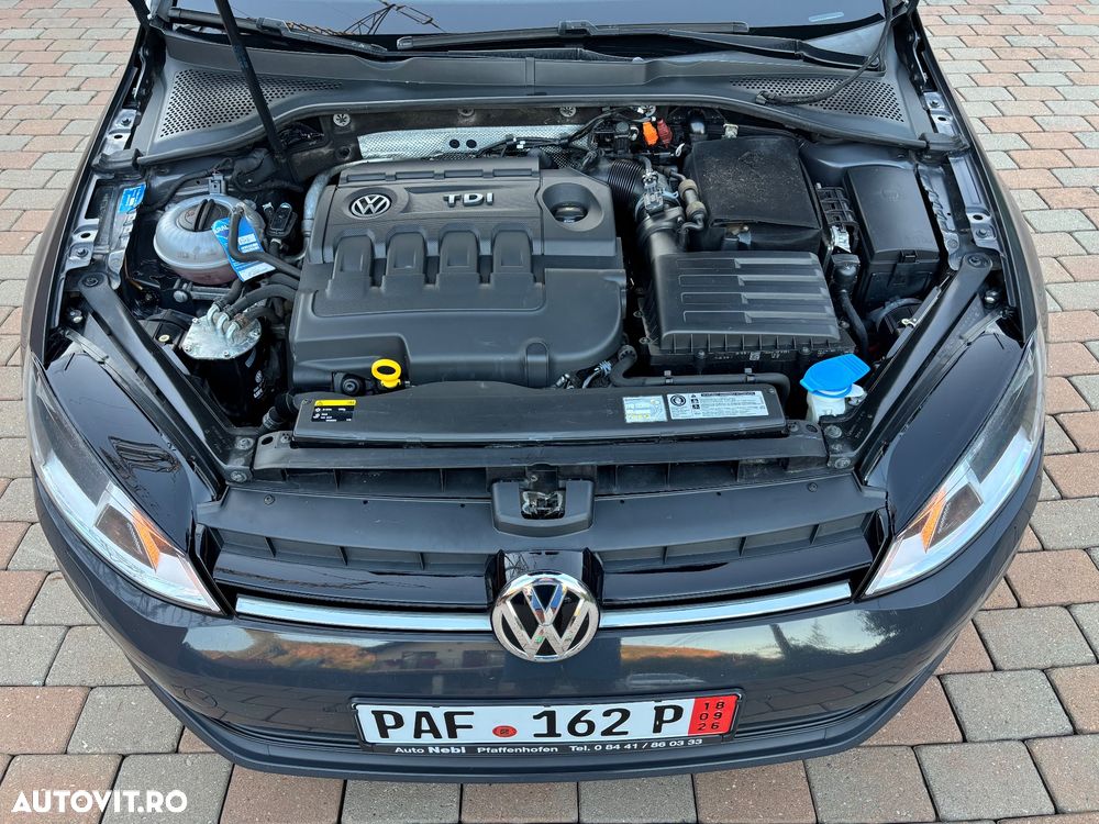 Volkswagen Golf 1.6 TDI BlueMotion Comfortline - 12