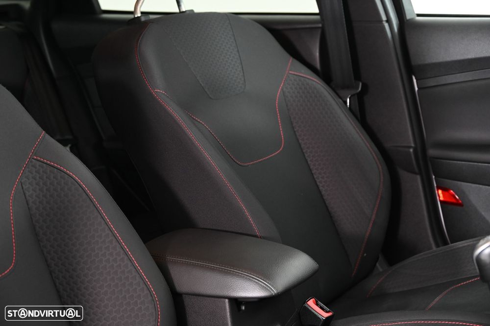 Ford Focus SW 1.5 TDCi ST-Line - 27