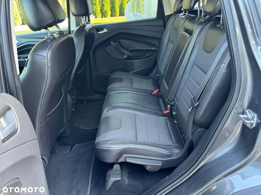 Ford Kuga 2.0 TDCi 2x4 Titanium - 27