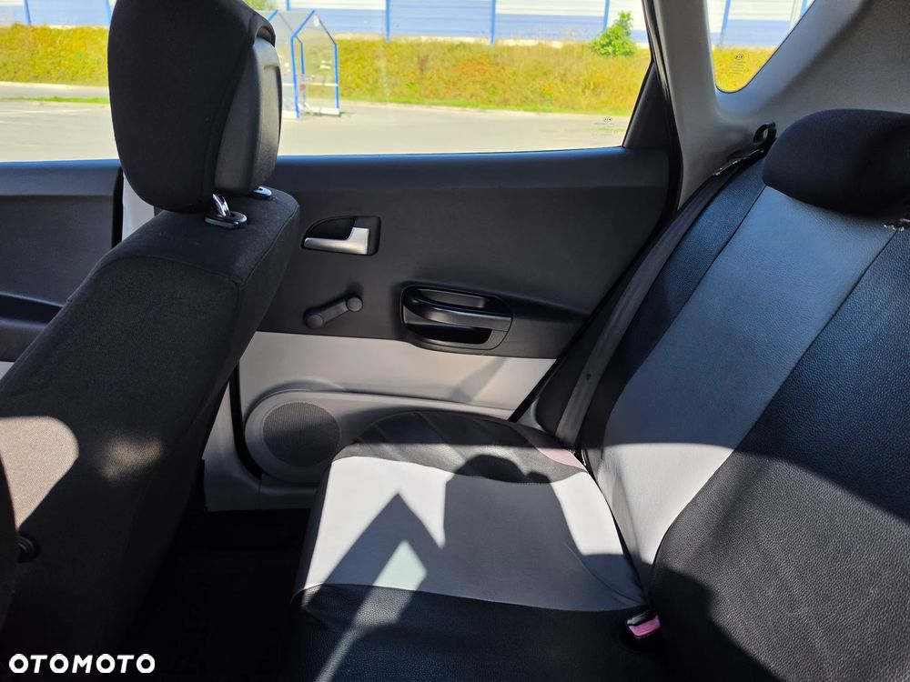 Kia Ceed 1.6 Comfort - 35