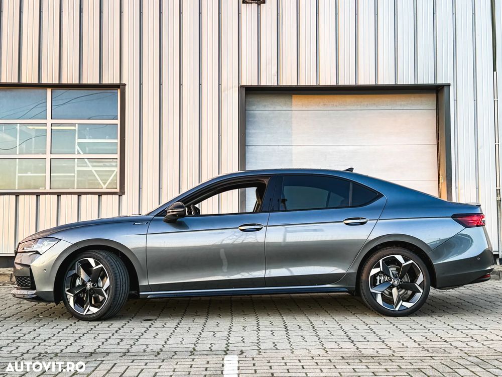 Skoda Superb 2.0 TSI 265 CP 4x4 DSG Sportline - 6