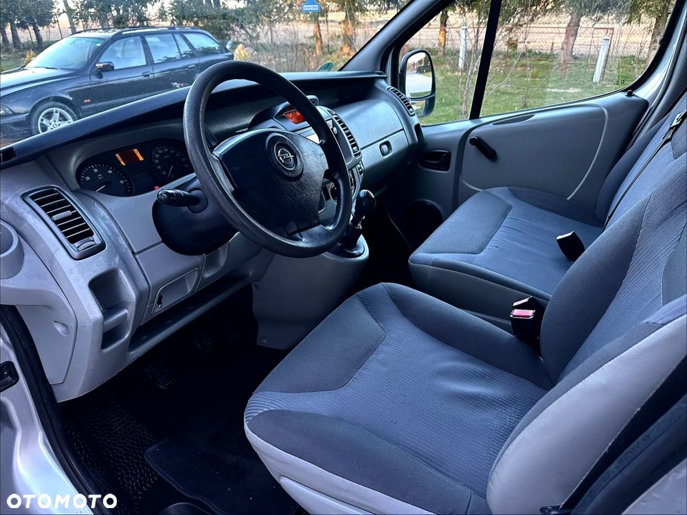 Opel Vivaro - 5