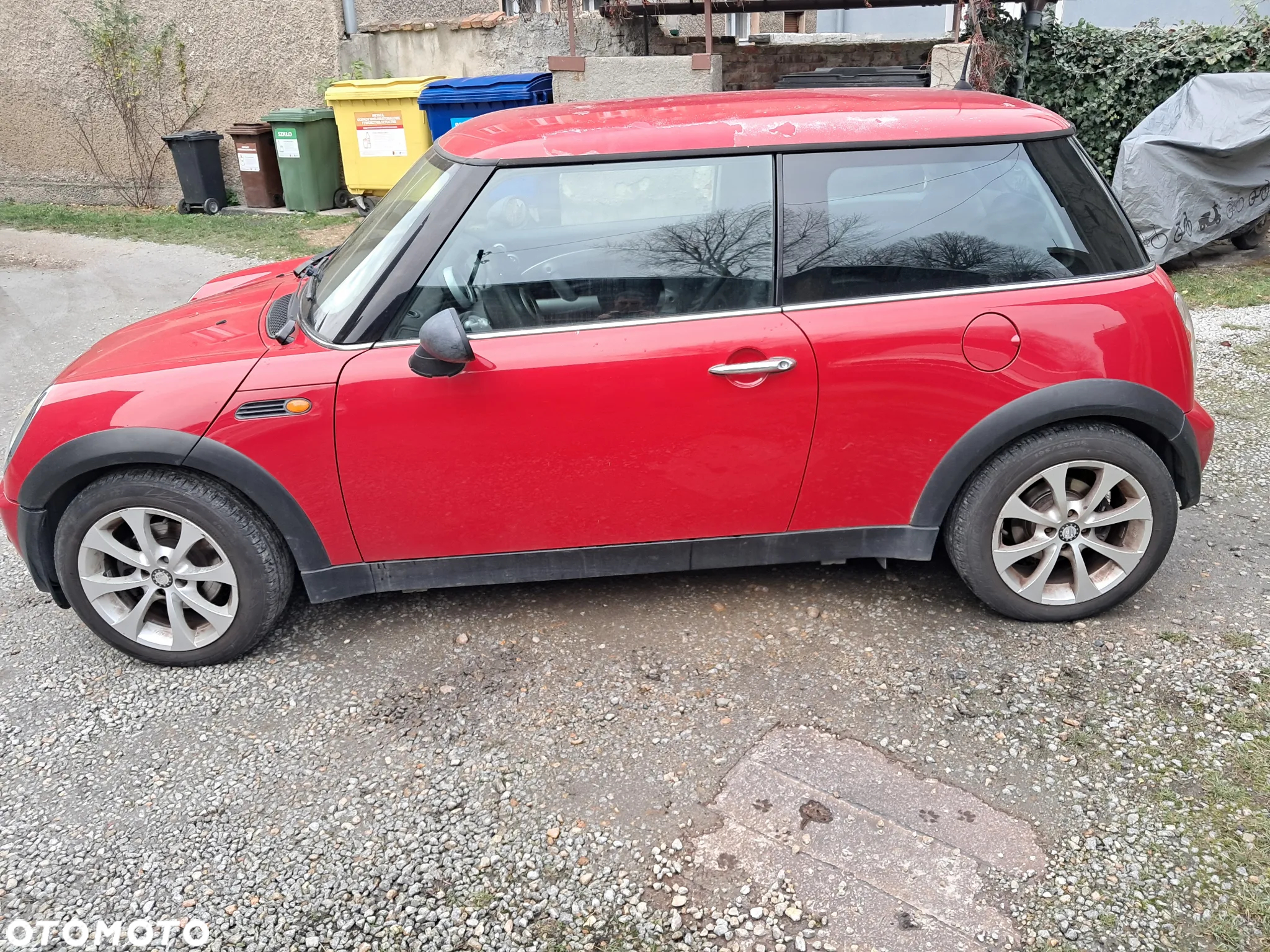 MINI ONE Standard - 18