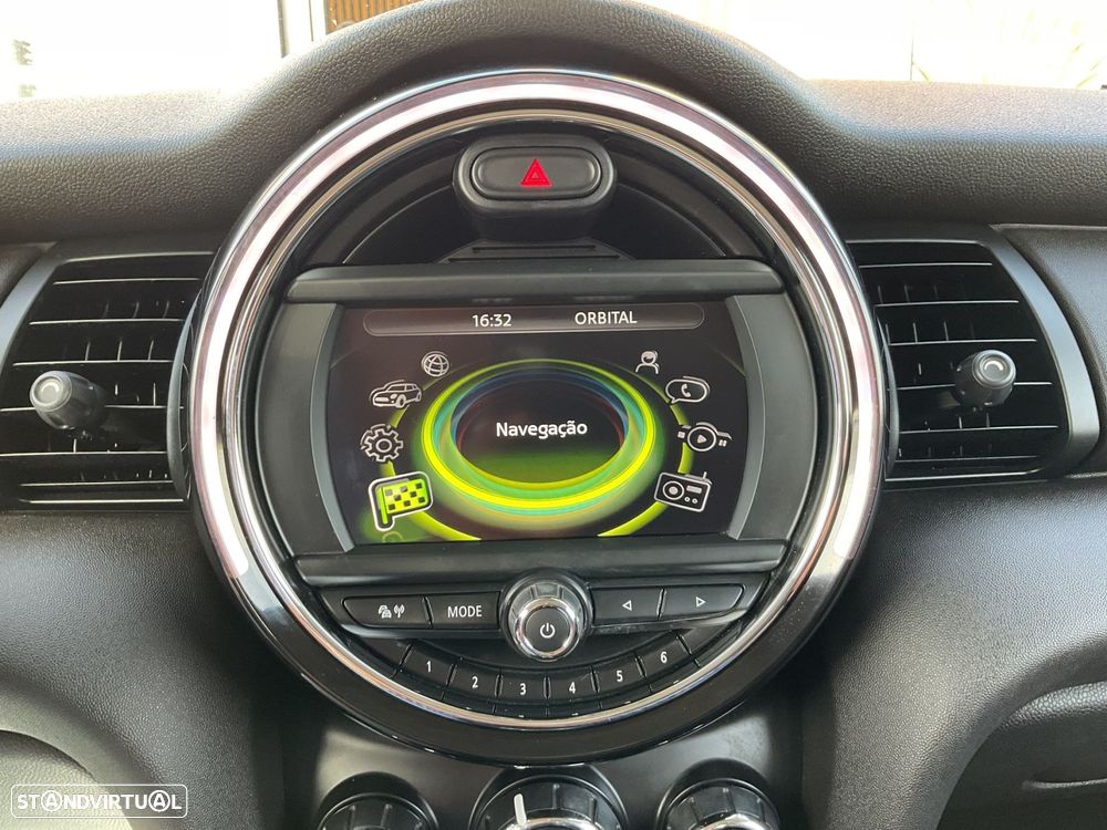 MINI 3 Portas One D - 26