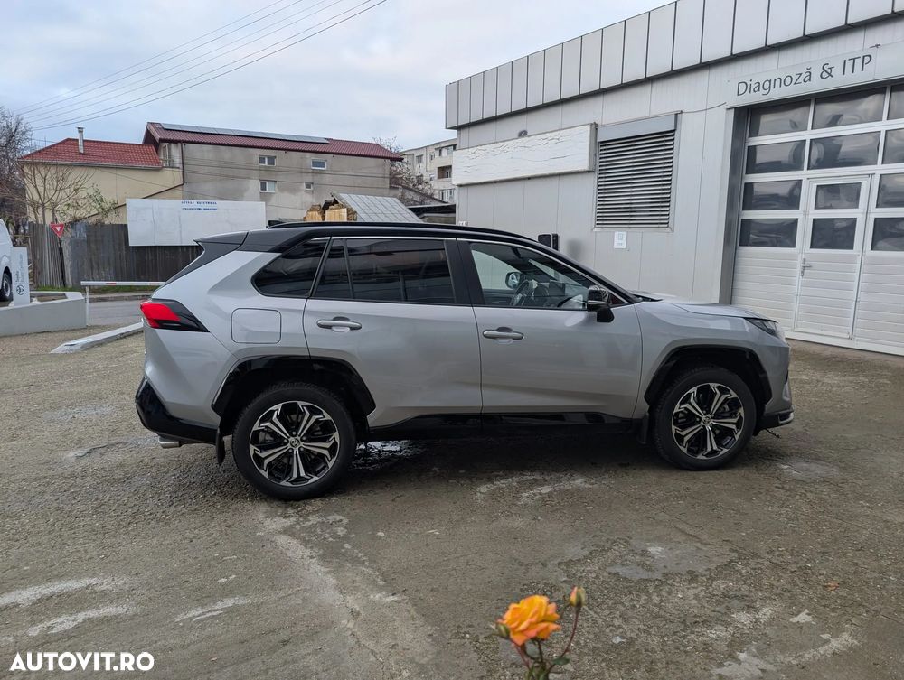 Toyota RAV4 2.5 PHEV VVT-iE 4x4 Style Bi-Tone - 9