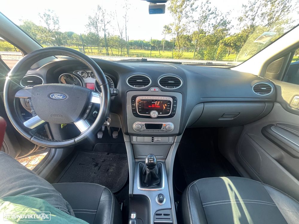 Ford Focus SW - 19