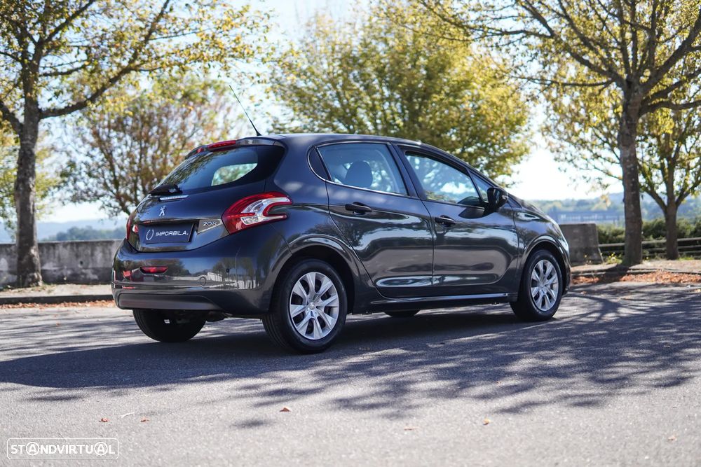 Peugeot 208 1.2 PureTech Style - 19