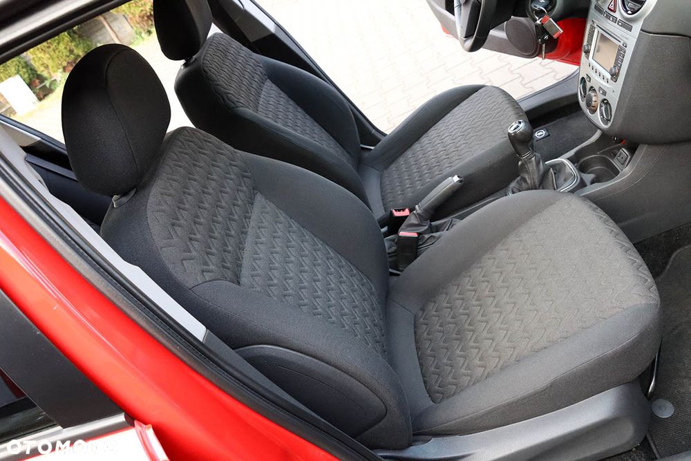 Opel Corsa 1.3 CDTI DPF Satellite - 24