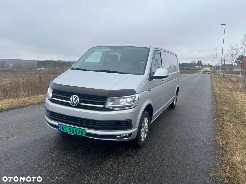 Volkswagen Transporter - 1