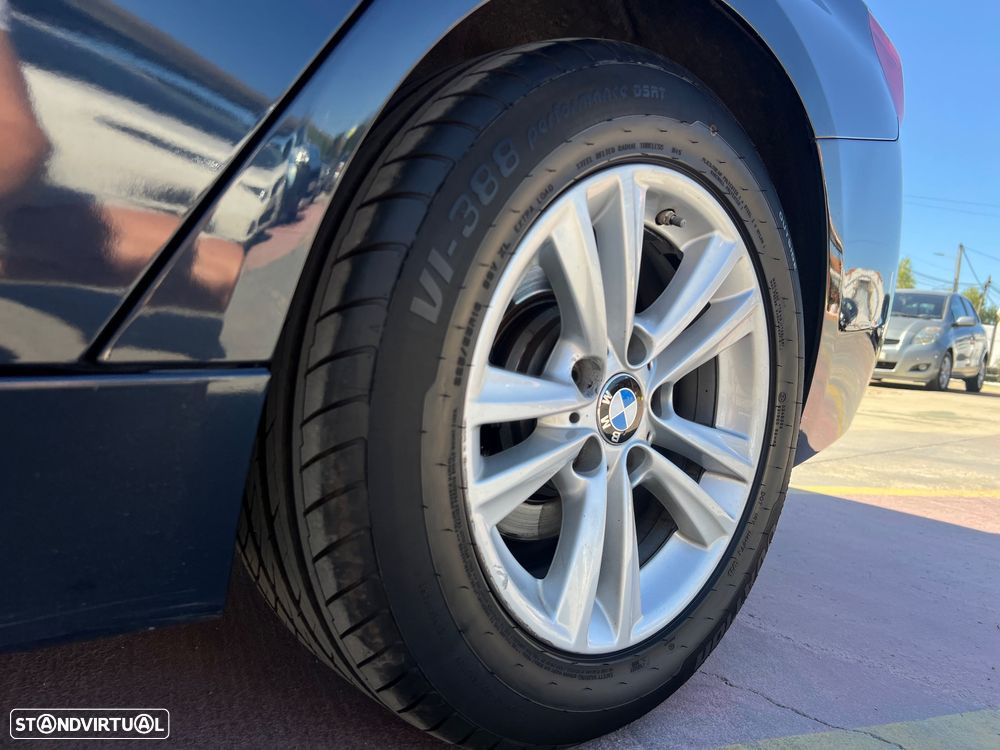 BMW 318 d Advantage Auto - 26