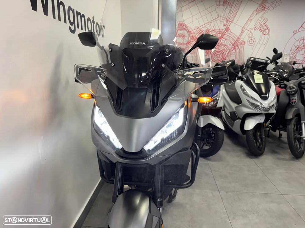Honda NT 1100 - 4