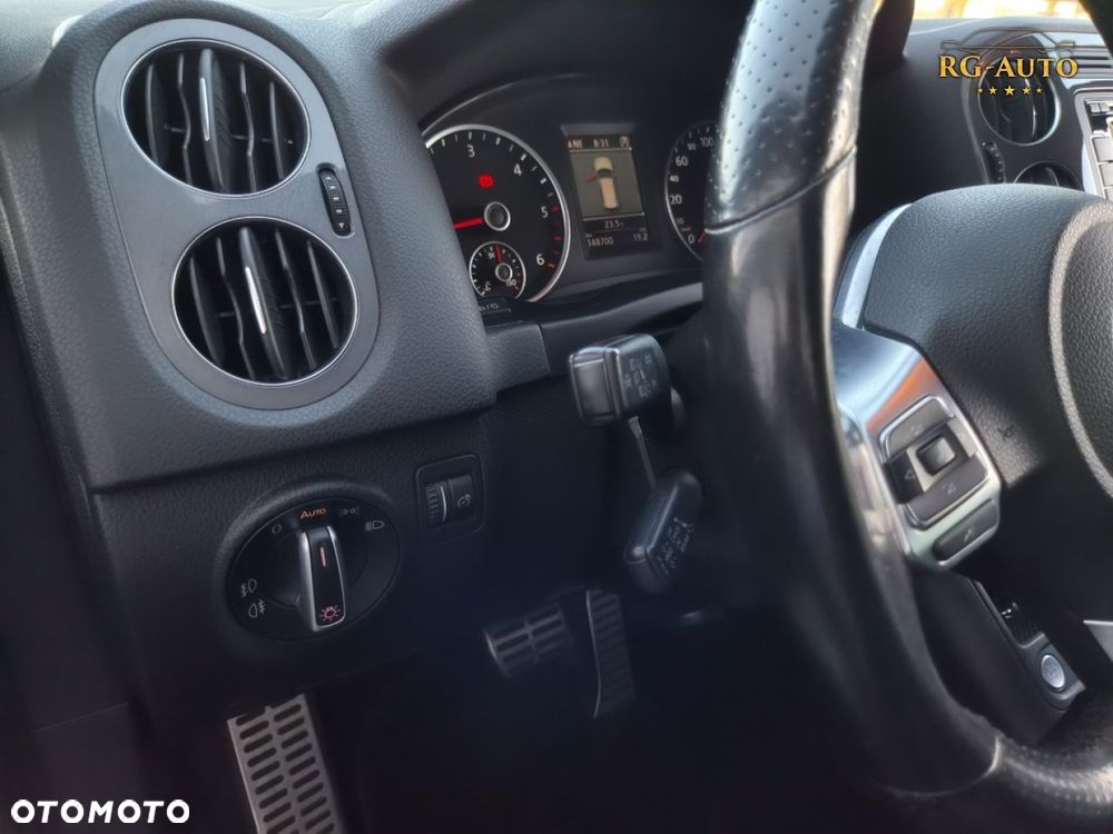 Volkswagen Tiguan - 40
