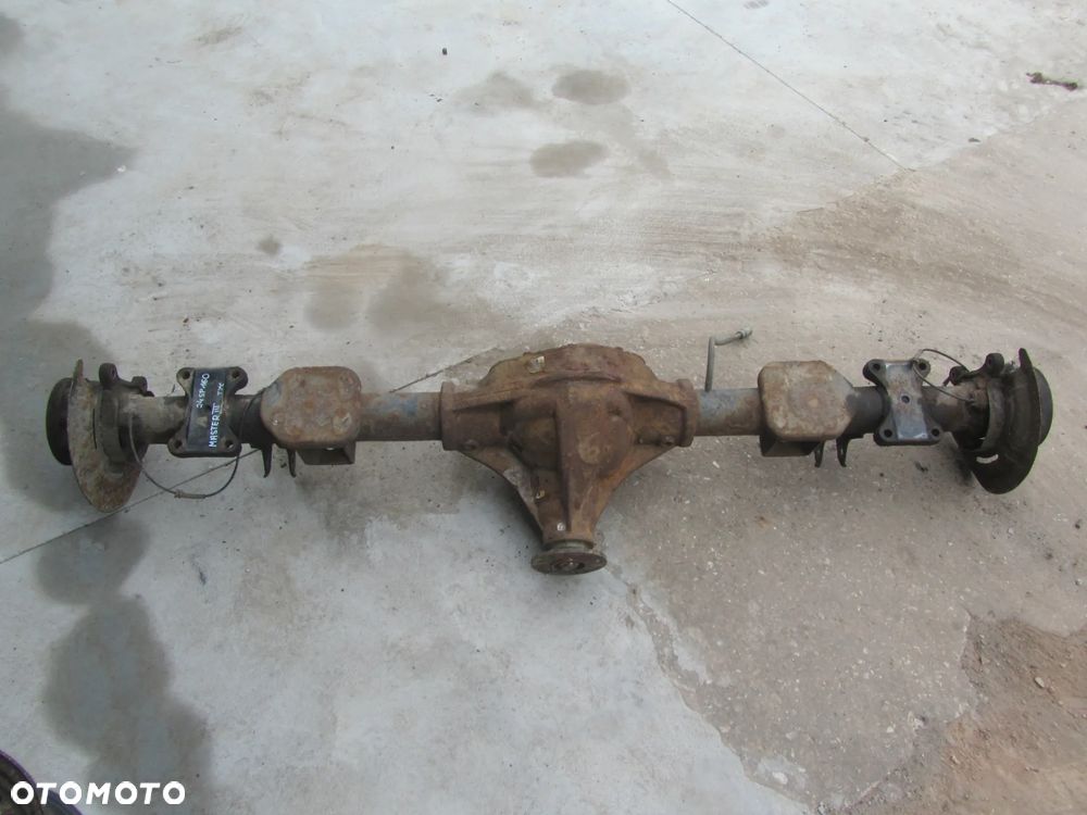 renault master III 2.3 most tył