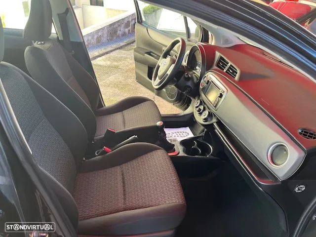 Toyota Yaris 1.0 VVT-i ACtive+AC - 18