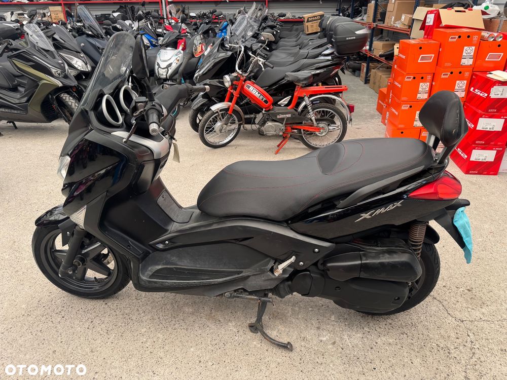 Yamaha X-max - 3