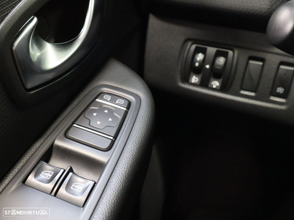 Renault Clio Sport Tourer 0.9 TCe Limited - 15