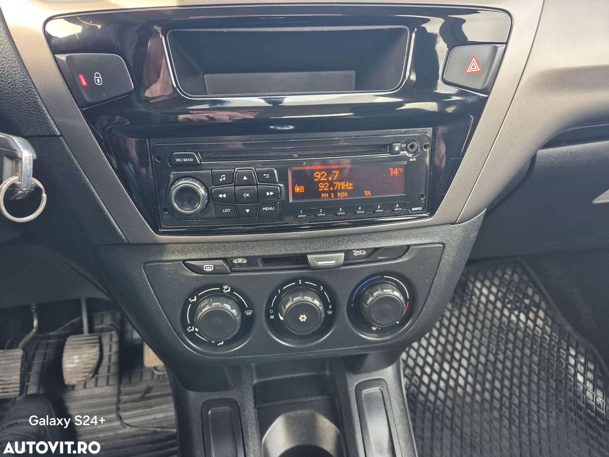 Citroën C-Elysée 1.6 BlueHDi BVM Live - 8