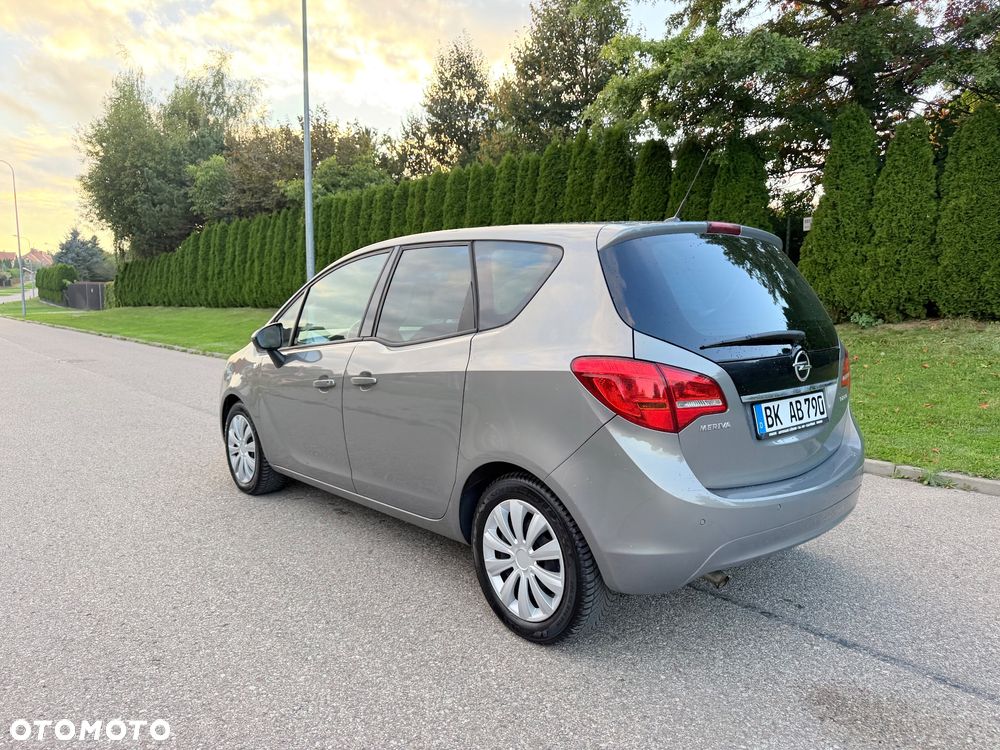 Opel Meriva - 8