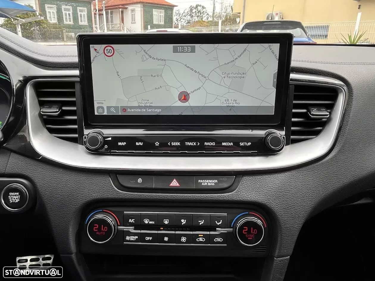 Kia XCeed 1.6 GDi PHEV Drive - 17
