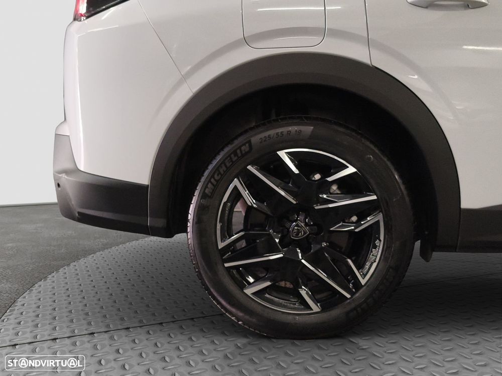 Peugeot 5008 Hybrid 145 e-DSC6 Allure - 40