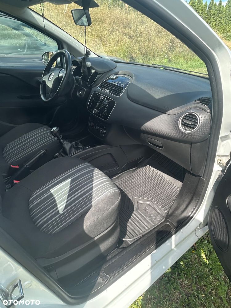 Fiat Punto 1.4 Easy S&S - 10