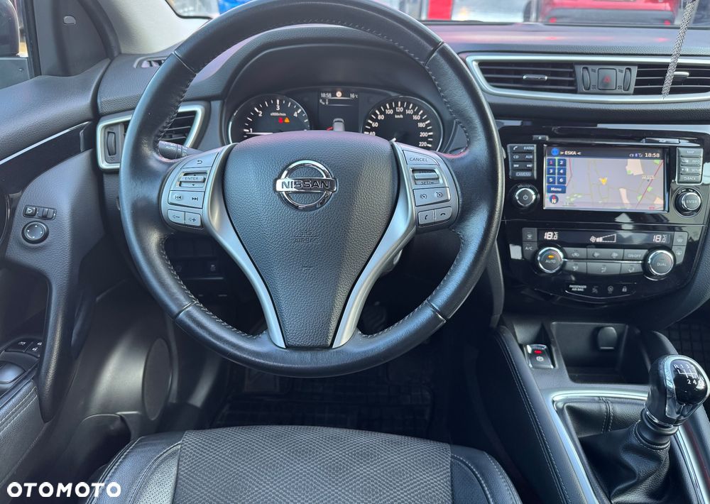 Nissan Qashqai - 10