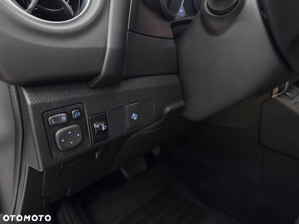 Toyota Auris - 33