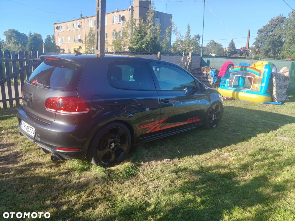 Volkswagen Golf - 4